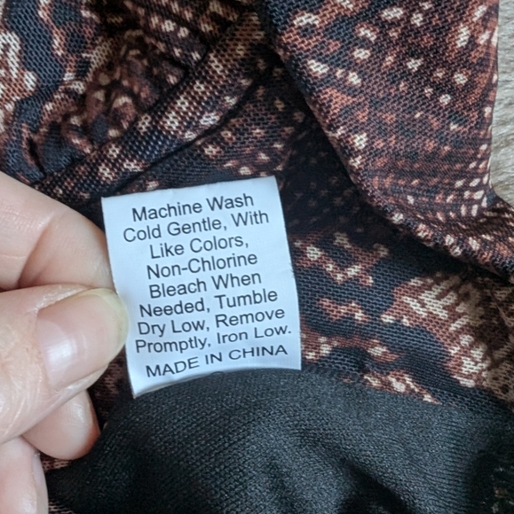 🔥 Superdown Black Brown Embellished Sleeveless Crop Top - Picture 6 of 6